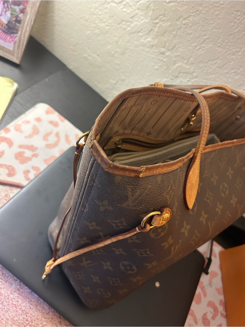 Louis Vuitton Neverfull MM Monogram โ 2008 โ SD3008 โ AS IS โ $650 OBO - Picture 5 of 15